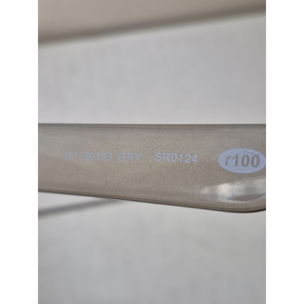 New Universal Thread Gray Sunglasses - Sustainable Recycled Plastic Frames s2 - Picture 4 of 6